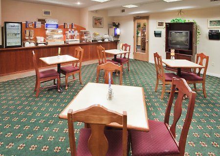 Holiday Inn Express And Suites Schoharie Restoran foto